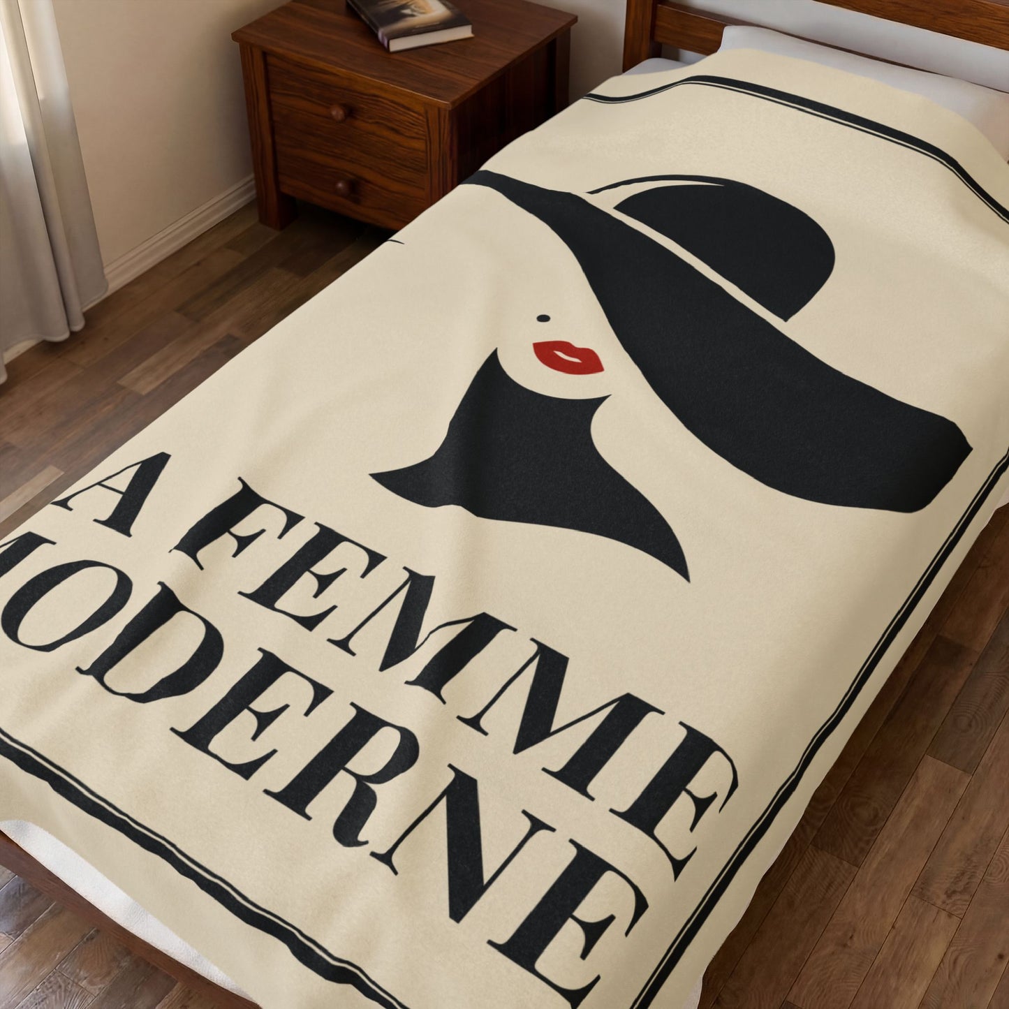 La Femme Moderne Velveteen Blanket